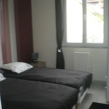 Quatre A * Troyes