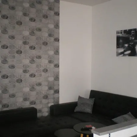 Quatre A Apartment *